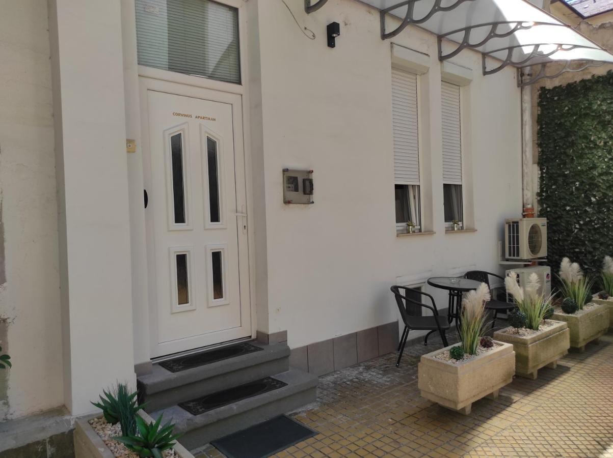 Corvinus Apartman, Budapest
